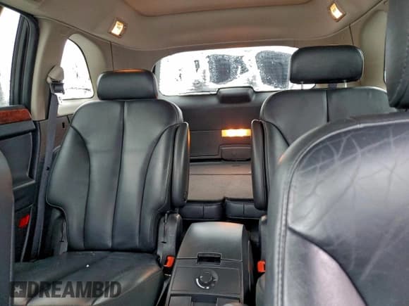 ✅ 2005 Chrysler Pacifica Touring • VIN: 2C4GM684X5R269777 • Lot: 93819765. Listed on Copart with 91,331 mi. Free auction sales archive from the USA and detailed vehicle history report at DreamBid. Image 10.
