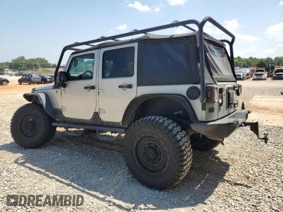 ✅ 2007 Jeep Wrangler X • VIN: 1J4GA39197L114235 • Lot: 63981065. Listed on Copart with 236,390 mi. Free auction sales archive from the USA and detailed vehicle history report at DreamBid. Image 2.