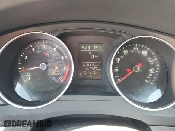 ✅ 2015 Volkswagen Jetta SE • VIN: 3VWD07AJ3FM277990 • Лот: 53229895. Опубликован ранее на Copart с пробегом 207 427 миль. Бесплатный доступ к архиву аукционных продаж из США и подробный отчёт об истории автомобиля на DreamBid. Изображение 9.