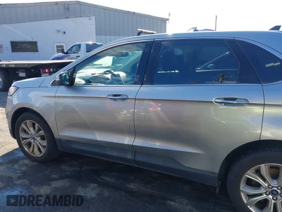 ✅ 2022 Ford Edge Titanium • VIN: 2FMPK4K9XNBA92148 • Lot: 43586769. Listed on IAAI with 75,912 mi. Free auction sales archive from the USA and detailed vehicle history report at DreamBid. Image 14.