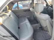 ✅ 1988 Mercedes-Benz 560 • VIN: WDBCA39D4JA391164 • Lot: 82628704. Listed on Copart with 88,482 mi. Free auction sales archive from the USA and detailed vehicle history report at DreamBid. Image 10.