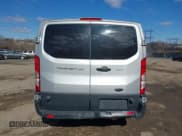 ✅ 2015 Ford Transit XL • VIN: 1FBZX2YM5FKA53431 • Lot: 41642635. Wystawiony na IAAI z przebiegiem Nie podano. Bezpłatny archiwum sprzedaży aukcyjnych z USA i szczegółowy raport historii pojazdu na DreamBid. Zdjęcie 17.