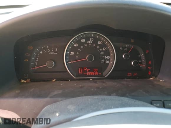 ✅ 2009 Kia Borrego EX • VIN: KNDJJ741195026118 • Лот: 81819845. Опубликован ранее на Copart с пробегом 228 626 миль. Бесплатный доступ к архиву аукционных продаж из США и подробный отчёт об истории автомобиля на DreamBid. Изображение 9.