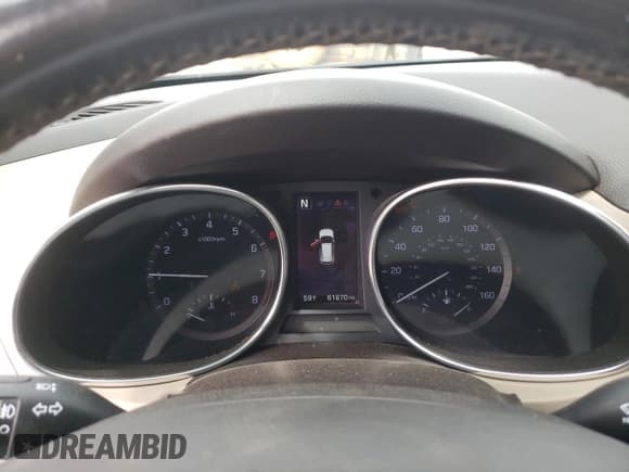 ✅ 2018 Hyundai Santa Fe 2.0T • VIN: 5NMZU4LA7JH082656 • Лот: 50277193. Опубликован ранее на Copart с пробегом 61 670 миль. Бесплатный доступ к архиву аукционных продаж из США и подробный отчёт об истории автомобиля на DreamBid. Изображение 9.