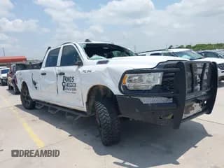 ✅ 2022 Ram 2500 Tradesman • VIN: 3C6UR5HL8NG177506 • Lot: 42396343. Listed on IAAI with 68,473 mi. Free auction sales archive from the USA and detailed vehicle history report at DreamBid. Image 1.