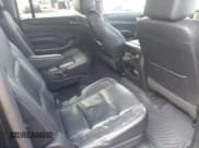 ✅ 2016 Chevrolet Suburban LT • VIN: 1GNSKHKC9GR245353 • Lot: 43539073. Wystawiony na IAAI z przebiegiem 346 040 mil. Bezpłatny archiwum sprzedaży aukcyjnych z USA i szczegółowy raport historii pojazdu na DreamBid. Zdjęcie 8.