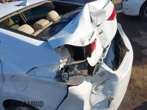 2013 Hyundai Elantra Limited with VIN 5NPDH4AE8DH156338, listed as a IAAI auction lot 43337019 with 106,770 mi miles and . Bid and sale history available at DreamBid. Image 6.