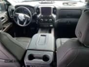 ✅ 2019 GMC Sierra 1500 SLT • VIN: 3GTP8DED7KG311871 • Лот: 81608555. Опубликован ранее на Copart с пробегом 137 405 миль. Бесплатный доступ к архиву аукционных продаж из США и подробный отчёт об истории автомобиля на DreamBid. Изображение 8.