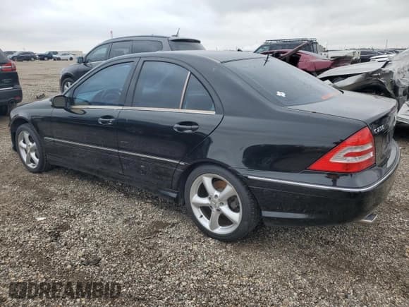 ✅ 2006 Mercedes-Benz C 230 Sport • VIN: WDBRF52HX6F743338 • Лот: 45790645. Опубликован ранее на Copart с пробегом 123 677 миль. Бесплатный доступ к архиву аукционных продаж из США и подробный отчёт об истории автомобиля на DreamBid. Изображение 2.