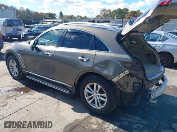 ✅ 2010 Infiniti FX • VIN: JN8AS1MW0AM856156 • Lot: 43450954. Wystawiony na IAAI z przebiegiem 130 519 mil. Bezpłatny archiwum sprzedaży aukcyjnych z USA i szczegółowy raport historii pojazdu na DreamBid. Zdjęcie 3.