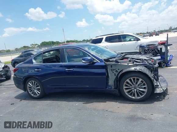 ✅ 2024 Infiniti Q50 Luxe • VIN: JN1EV7BP6RM600962 • Lot: 42856179. Listed on IAAI with 8,088 mi. Free auction sales archive from the USA and detailed vehicle history report at DreamBid. Image 13.