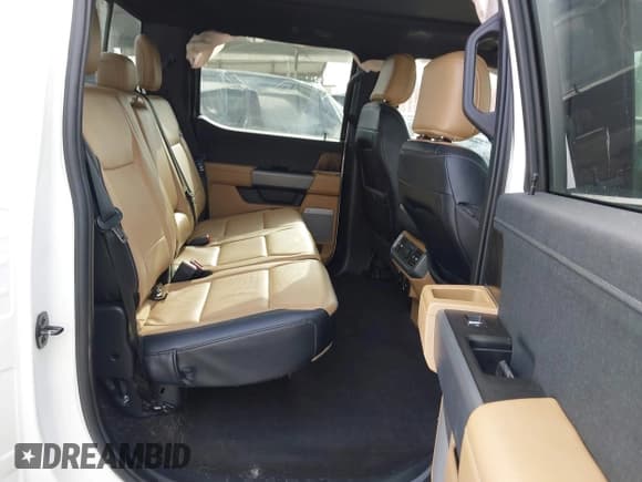 ✅ 2021 Ford F-150 XL • VIN: 1FTFW1ED6MFC89320 • Lot: 43139349. Listed on IAAI with 111,646 mi. Free auction sales archive from the USA and detailed vehicle history report at DreamBid. Image 8.