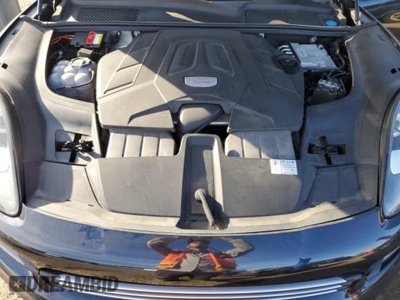 ✅ 2020 Porsche Cayenne • VIN: WP1AA2AY3LDA06758 • Лот: 85156535. Опубликован ранее на Copart с пробегом 81 821 миль. Бесплатный доступ к архиву аукционных продаж из США и подробный отчёт об истории автомобиля на DreamBid. Изображение 12.