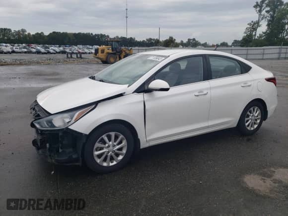 2019 Hyundai Accent SE z VIN 3KPC24A35KE055030, wystawiony jako Copart lot #71109043 z przebiegiem 48 148 mil mil oraz . Historia ofert i sprzedaży dostępna na DreamBid. Obrazek 1.