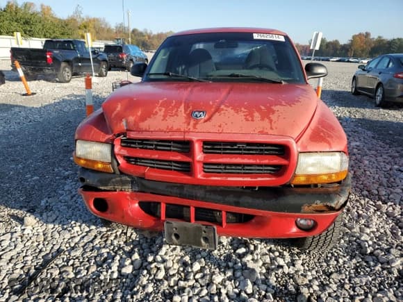 ✅ 1999 Dodge Dakota SLT • VIN: 1B7GG22Y0XS159737 • Lot: 76625814. Wystawiony na Copart z przebiegiem 144 332 mil. Bezpłatny archiwum sprzedaży aukcyjnych z USA i szczegółowy raport historii pojazdu na DreamBid. Zdjęcie 5.