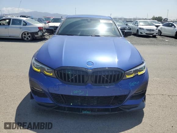 ✅ 2022 BMW 3 Series 330i • VIN: 3MW5R1J03N8C46082 • Lot: 52627085. Listed on Copart with 30,715 mi. Free auction sales archive from the USA and detailed vehicle history report at DreamBid. Image 5.
