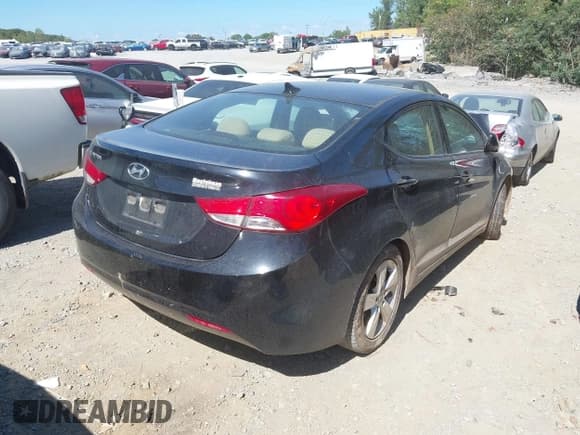 ✅ 2013 Hyundai Elantra GLS • VIN: 5NPDH4AE3DH295406 • Lot: 43329432. Listed on IAAI with 148,077 mi. Free auction sales archive from the USA and detailed vehicle history report at DreamBid. Image 4.