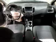 ✅ 2017 Chevrolet Cruze LT • VIN: 1G1BE5SMXH7185211 • Лот: 68636512. Опубликован ранее на Copart с пробегом 70 851 миль. Бесплатный доступ к архиву аукционных продаж из США и подробный отчёт об истории автомобиля на DreamBid. Изображение 8.