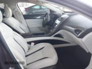 ✅ 2018 Lincoln MKZ • VIN: 3LN6L5G90JR607984 • Lot: 41854834. Listed on IAAI with 73,052 mi. Free auction sales archive from the USA and detailed vehicle history report at DreamBid. Image 5.