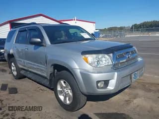 ✅ 2006 Toyota 4Runner SR5 • VIN: JTEBU14R460104328 • Lot: 43499543. Wystawiony na IAAI z przebiegiem 262 794 mil. Bezpłatny archiwum sprzedaży aukcyjnych z USA i szczegółowy raport historii pojazdu na DreamBid. Zdjęcie 1.