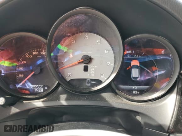 ✅ 2016 Porsche Macan S • VIN: WP1AB2A52GLB52986 • Lot: 92134565. Wystawiony na Copart z przebiegiem 125 560 mil. Bezpłatny archiwum sprzedaży aukcyjnych z USA i szczegółowy raport historii pojazdu na DreamBid. Zdjęcie 9.