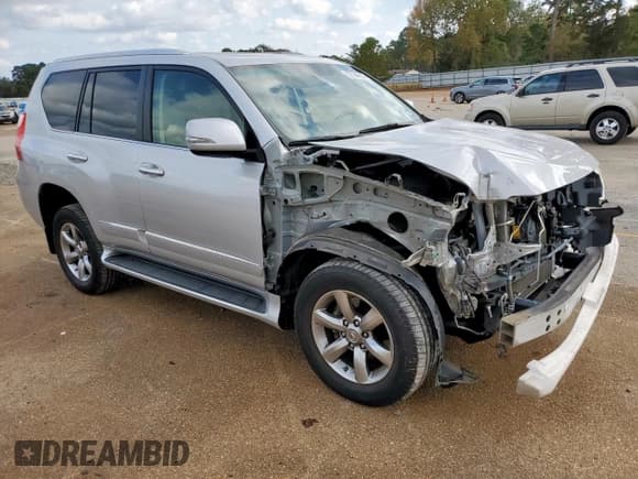 ✅ 2012 Lexus GX 460 Premium • VIN: JTJJM7FX1C5049878 • Lot: 92794615. Wystawiony na Copart z przebiegiem 88 011 mil. Bezpłatny archiwum sprzedaży aukcyjnych z USA i szczegółowy raport historii pojazdu na DreamBid. Zdjęcie 4.