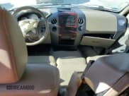 ✅ 2005 Ford F-150 XLT • VIN: 1FTPW12555FB20960 • Лот: 70270815. Опубликован ранее на Copart с пробегом 141 503 миль. Бесплатный доступ к архиву аукционных продаж из США и подробный отчёт об истории автомобиля на DreamBid. Изображение 8.