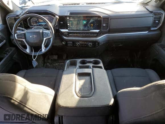 ✅ 2022 Chevrolet Silverado 1500 • VIN: 1GCRDEEK8NZ500168 • Лот: 45511655. Опубликован ранее на Copart с пробегом 32 404 миль. Бесплатный доступ к архиву аукционных продаж из США и подробный отчёт об истории автомобиля на DreamBid. Изображение 8.