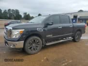 ✅ 2017 Nissan Titan Pro-4X • VIN: 1N6AA1E57HN566521 • Lot: 89620055. Wystawiony na Copart z przebiegiem 133 432 mil. Bezpłatny archiwum sprzedaży aukcyjnych z USA i szczegółowy raport historii pojazdu na DreamBid. Zdjęcie 1.