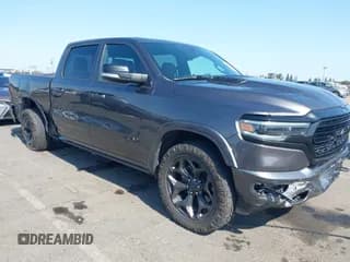 ✅ 2021 Ram 1500 Limited • VIN: 1C6SRFPT2MN830643 • Лот: 42416364. Опубликован ранее на IAAI с пробегом 53 548 миль. Бесплатный доступ к архиву аукционных продаж из США и подробный отчёт об истории автомобиля на DreamBid. Изображение 1.
