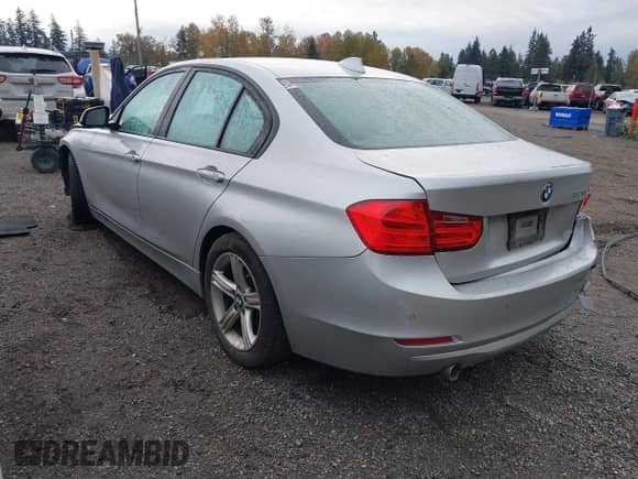 2014 BMW 3 Series 328d с VIN WBA3D3C58EK156452, выставлен на аукционе IAAI как лот 43559827 с пробегом 169 412 миль миль и . История ставок и продаж доступна на DreamBid. Изображение 3.