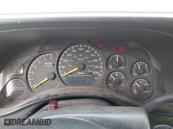 ✅ 1999 Chevrolet Silverado 1500 • VIN: 1GCEC14W5XE203643 • Lot: 43342235. Listed on IAAI with Not provided. Free auction sales archive from the USA and detailed vehicle history report at DreamBid. Image 12.