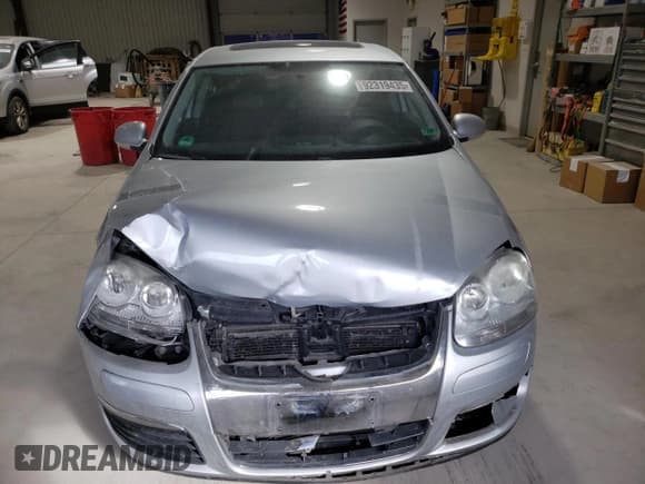 ✅ 2008 Volkswagen Jetta Wolfsburg Edition • VIN: 3VWRJ71K08M152671 • Lot: 92319435. Wystawiony na Copart z przebiegiem 216 594 mil. Bezpłatny archiwum sprzedaży aukcyjnych z USA i szczegółowy raport historii pojazdu na DreamBid. Zdjęcie 5.