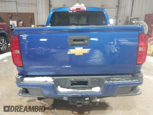 ✅ 2018 Chevrolet Colorado 2WD Work Truck • VIN: 1GCGSBEA8J1226207 • Lot: 41140073. Listed on IAAI with 108,578 mi. Free auction sales archive from the USA and detailed vehicle history report at DreamBid. Image 16.