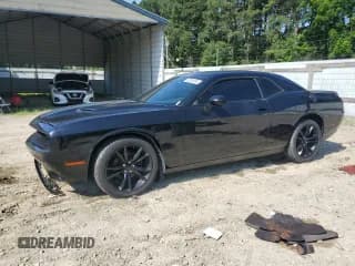 ✅ 2016 Dodge Challenger SXT Plus • VIN: 2C3CDZAG3GH201418 • Lot: 62161915. Wystawiony na Copart z przebiegiem 130 715 mil. Bezpłatny archiwum sprzedaży aukcyjnych z USA i szczegółowy raport historii pojazdu na DreamBid. Zdjęcie 1.