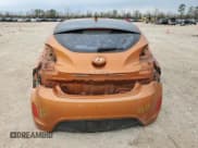 ✅ 2015 Hyundai Veloster • VIN: KMHTC6AD4FU238326 • Lot: 89144725. Wystawiony na Copart z przebiegiem 99 671 mil. Bezpłatny archiwum sprzedaży aukcyjnych z USA i szczegółowy raport historii pojazdu na DreamBid. Zdjęcie 6.