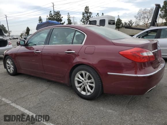 ✅ 2013 Hyundai Genesis 3.8L • VIN: KMHGC4DD2DU220891 • Lot: 52946075. Listed on Copart with 153,847 mi. Free auction sales archive from the USA and detailed vehicle history report at DreamBid. Image 2.