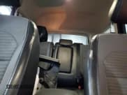 ✅ 2018 Ford Escape SE • VIN: 1FMCU9GD5JUD35033 • Lot: 92386285. Wystawiony na Copart z przebiegiem 106 445 mil. Bezpłatny archiwum sprzedaży aukcyjnych z USA i szczegółowy raport historii pojazdu na DreamBid. Zdjęcie 10.