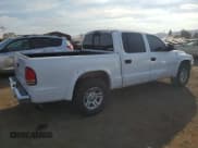✅ 2002 Dodge Dakota SLT • VIN: 1B7HL48NX2S560486 • Lot: 84499894. Wystawiony na Copart z przebiegiem 277 151 mil. Bezpłatny archiwum sprzedaży aukcyjnych z USA i szczegółowy raport historii pojazdu na DreamBid. Zdjęcie 3.