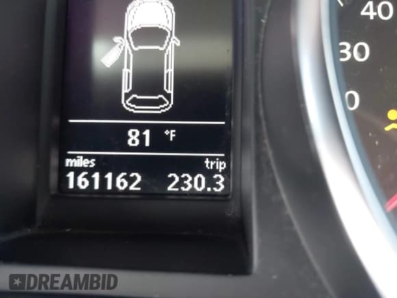 ✅ 2011 Volkswagen Golf • VIN: WVWDB7AJ3BW114800 • Lot: 42418613. Listed on IAAI with 161,162 mi. Free auction sales archive from the USA and detailed vehicle history report at DreamBid. Image 15.