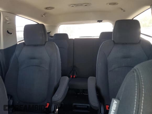 ✅ 2016 Chevrolet Traverse LT • VIN: 1GNKVHKD2GJ144329 • Lot: 89906585. Wystawiony na Copart z przebiegiem 119 394 mil. Bezpłatny archiwum sprzedaży aukcyjnych z USA i szczegółowy raport historii pojazdu na DreamBid. Zdjęcie 10.