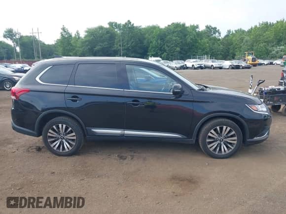 2019 Mitsubishi Outlander ES с VIN JA4AZ3A39KZ039635, выставлен на аукционе IAAI как лот 42594850 с пробегом 65 008 миль миль и . История ставок и продаж доступна на DreamBid. Изображение 13.