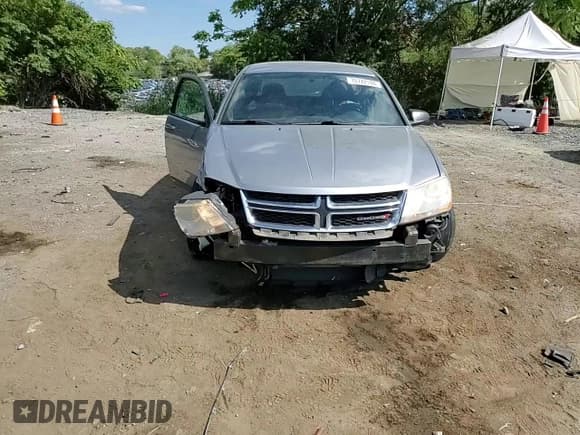 ✅ 2013 Dodge Avenger SE • VIN: 1C3CDZAB8DN628150 • Лот: 76913214. Опубликован ранее на Copart с пробегом Не указан. Бесплатный доступ к архиву аукционных продаж из США и подробный отчёт об истории автомобиля на DreamBid. Изображение 10.