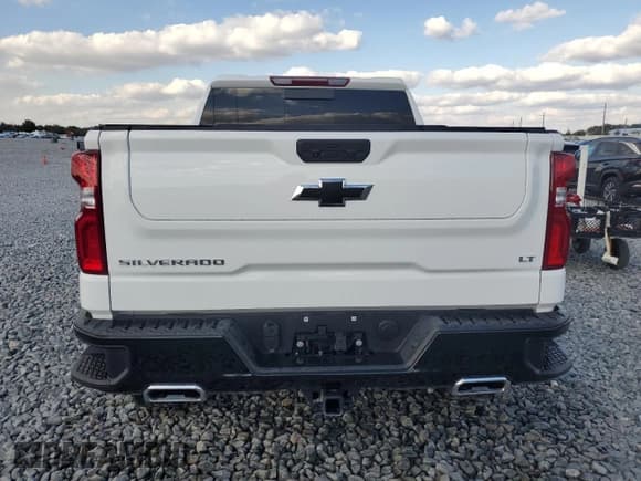 ✅ 2025 Chevrolet Silverado 1500 LT Trail Boss • VIN: 3GCUKFED0SG308830 • Lot: 91905525. Listed on Copart with 5,799 mi. Free auction sales archive from the USA and detailed vehicle history report at DreamBid. Image 6.