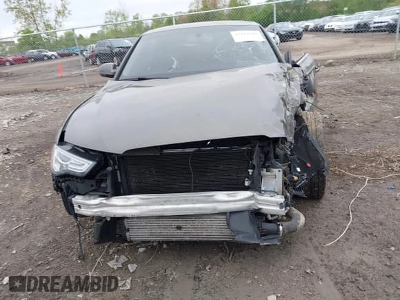 ✅ 2014 Audi A5 Premium Plus • VIN: WAULFAFR2EA028064 • Лот: 42213519. Опубликован ранее на IAAI с пробегом Не указан. Бесплатный доступ к архиву аукционных продаж из США и подробный отчёт об истории автомобиля на DreamBid. Изображение 13.