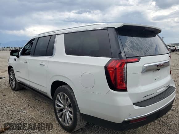 ✅ 2022 GMC Yukon XL Denali • VIN: 1GKS2JKT0NR233416 • Lot: 65953424. Wystawiony na Copart z przebiegiem 29 613 mil. Bezpłatny archiwum sprzedaży aukcyjnych z USA i szczegółowy raport historii pojazdu na DreamBid. Zdjęcie 2.