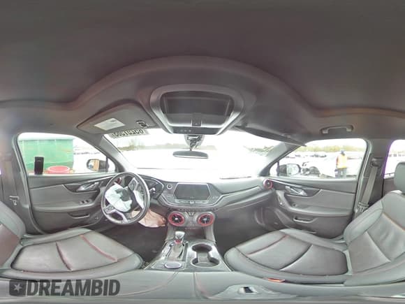 ✅ 2022 Chevrolet Blazer RS • VIN: 3GNKBERS1NS165681 • Lot: 85207565. Wystawiony na Copart z przebiegiem Nie podano. Bezpłatny archiwum sprzedaży aukcyjnych z USA i szczegółowy raport historii pojazdu na DreamBid. Zdjęcie 15.