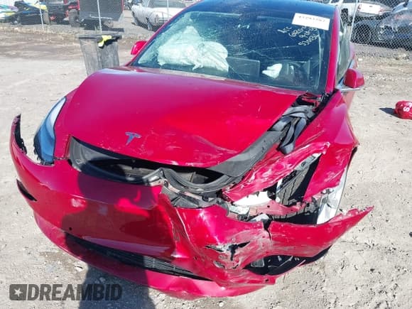 ✅ 2019 Tesla Model 3 Long Range • VIN: 5YJ3E1EB9KF530034 • Lot: 43293287. Wystawiony na IAAI z przebiegiem 60 505 mil. Bezpłatny archiwum sprzedaży aukcyjnych z USA i szczegółowy raport historii pojazdu na DreamBid. Zdjęcie 6.