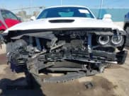 ✅ 2021 Dodge Challenger R/T • VIN: 2C3CDZBT0MH651440 • Lot: 43581247. Wystawiony na IAAI z przebiegiem 18 078 mil. Bezpłatny archiwum sprzedaży aukcyjnych z USA i szczegółowy raport historii pojazdu na DreamBid. Zdjęcie 6.