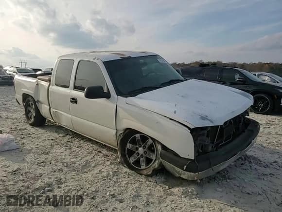 ✅ 2004 Chevrolet Silverado 1500 LS • VIN: 2GCEC19T341255123 • Lot: 93505815. Listed on Copart with Not provided. Free auction sales archive from the USA and detailed vehicle history report at DreamBid. Image 13.